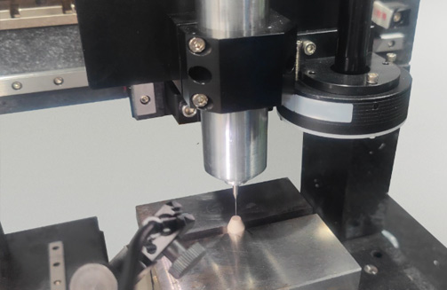 微纳加工技术：未来制造的革命（微纳加工技术及其应用）